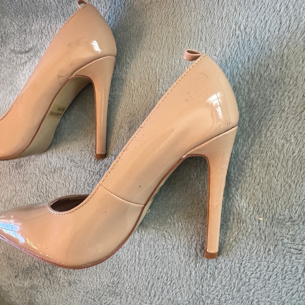 Glaze Womens Pointed Toe Pump 8.5 Nude Patent Faux Leather Stiletto Heel - Picture 11 of 16